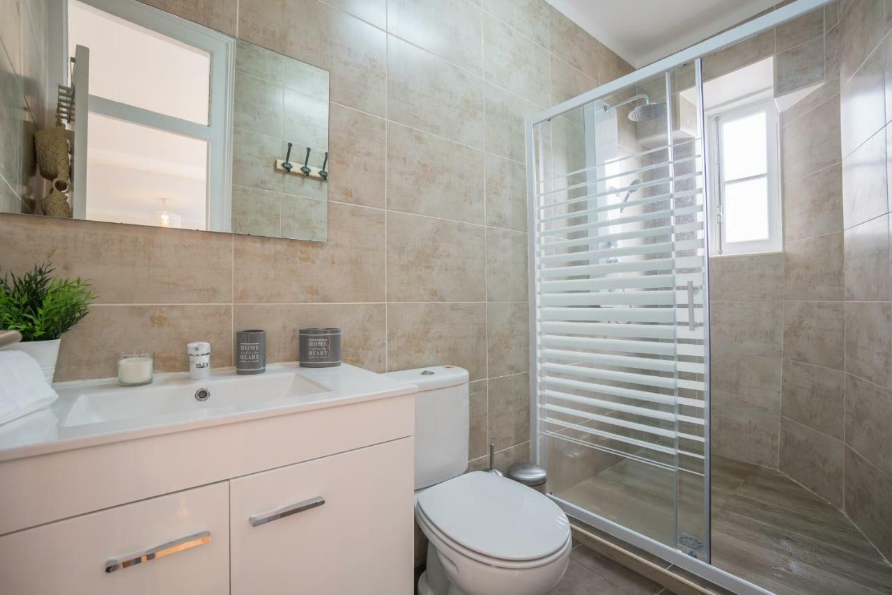 Mouraria 2 Bedroom Apartment Lisbon Exterior photo
